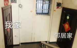 門上掛鏡子對鄰居有啥影響，如何化解？