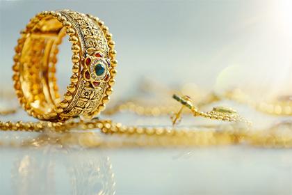 釵釧金命適合佩戴什么首飾