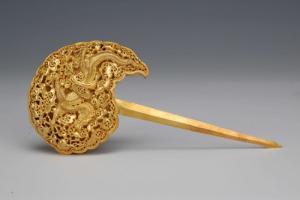 釵釧金命五行缺什么